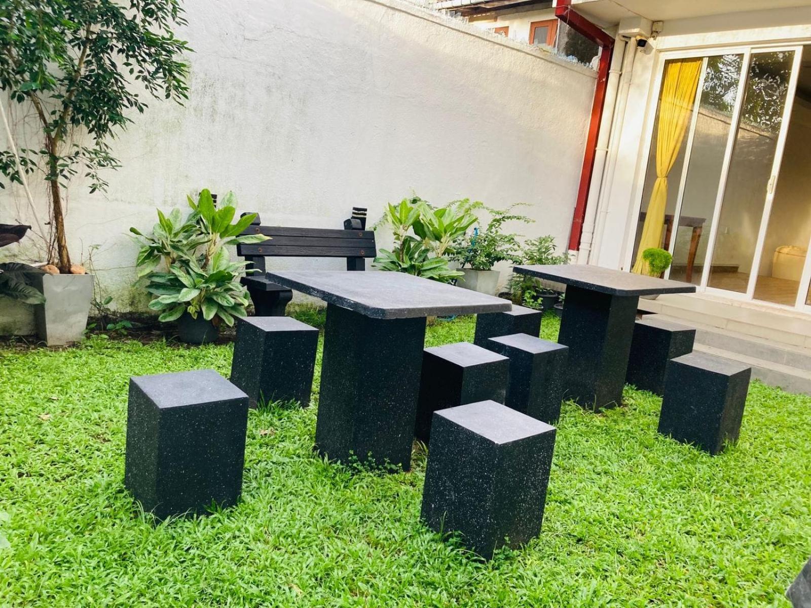 Green Bloom Dehiwala-Mount Lavinia Exterior foto